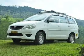 Toyota Innova AC taxi service for Amritsar, Dharamshala, Chandigarh, Ludhiana, Jalandhar and New Delhi travel